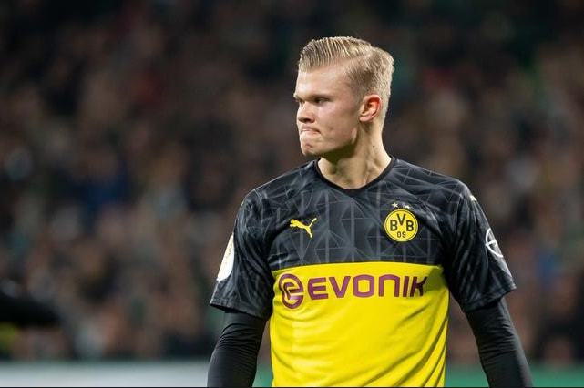 足球的竞争 足球的竞争