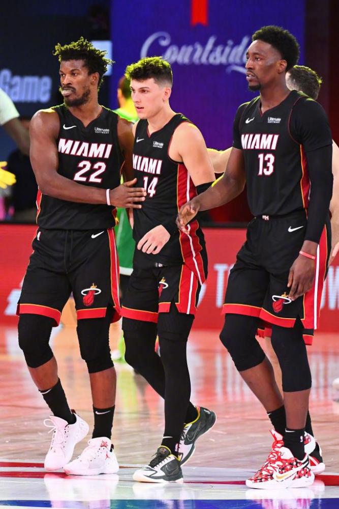 榜上也名列 榜上也名列